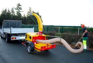 Loader Leaf Vacuum on Road Trailer WINDY 660ME