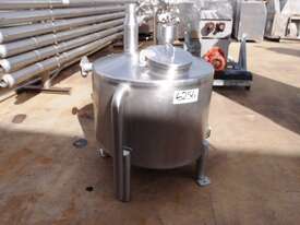 Stainless Steel Storage Tank (Vertical), Capacity: 300Lt - picture0' - Click to enlarge