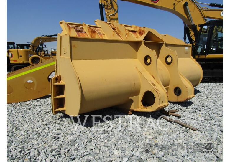 caption CAT 992G Wt Bucket