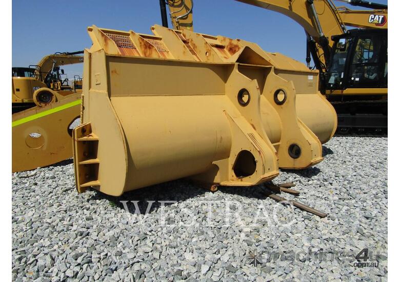caption CAT 992G Wt Bucket