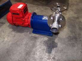 Magnetic Drive Chemical Transfer Pump, IN: 50mm OUT: 25mm, 7/21Lt/min - picture1' - Click to enlarge