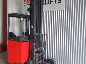 Linde Sit on Reach Truck with brand new Century batteries - Hire - picture1' - Click to enlarge
