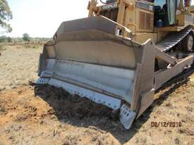 2002 CATERPILLAR D8R SERIES II - picture2' - Click to enlarge