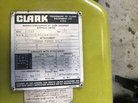 4.5t LPG CLARK Forklift - Clearview Mast - picture2' - Click to enlarge