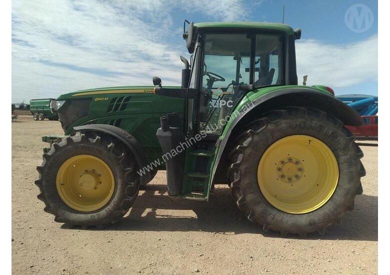 caption John Deere 6140m