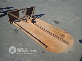 CONVEYOR SHOVEL ATTACHMENT TO SUIT SKID STEER LOADER - picture0' - Click to enlarge
