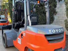 Used Toyota 5.0TON Forklift For Sale - picture0' - Click to enlarge
