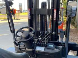 Used Toyota 5.0TON Forklift For Sale - picture2' - Click to enlarge