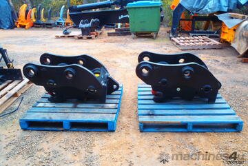 Dromone Quickhitch   Suit 30 Tonner