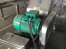Hammer Mill on castors - picture0' - Click to enlarge