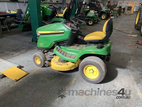 2016 John Deere X304 Lawn Garden Tractors