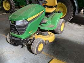 2016 John Deere X304 Lawn Garden Tractors - picture2' - Click to enlarge