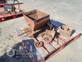 VINTAGE BELT DRIVEN GRIST GRINDER & ATTACHMENTS - picture1' - Click to enlarge