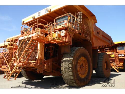 UNIT RIG MODEL MT4400 DC ELECTRIC DRIVE HAUL TRUCK