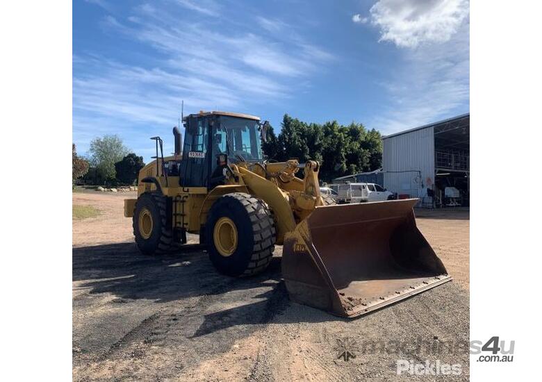 caption 2007 Caterpillar 966H