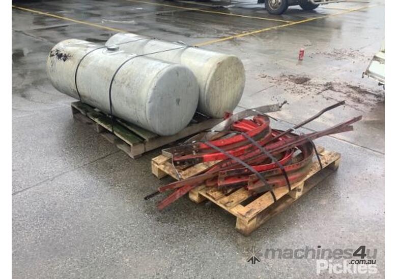 Used Dual Round Diesel Fuel Tanks Construction Equipment in , Listed on Machines4u