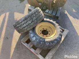 2 x Siid Steer Tyres, - picture0' - Click to enlarge