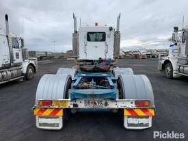 2004 Kenworth T650 - picture2' - Click to enlarge