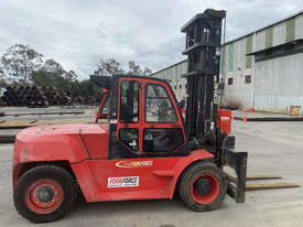 10 Tonne Forklift For Sale - picture2' - Click to enlarge