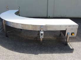 90 Degree Bend Modular Belt Conveyor. - picture0' - Click to enlarge