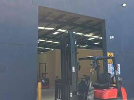 Flexilift FG20 2 Ton LPG Counterbalance Forklift - Refurbished - picture0' - Click to enlarge