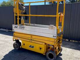 Scissor lift 19ft Used Electric JLG 1930ES Scissor Lift - picture0' - Click to enlarge