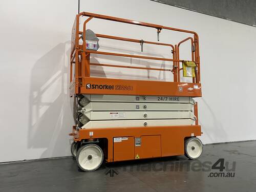 2021 Snorkel S3226 Electric Scissor lift 