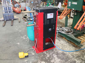 SIP 45 KVA  Weldmate WM 125C Spot Welder - picture0' - Click to enlarge