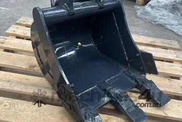 Standard bucket 450mm (For model XE23U XE25U XE20SE)