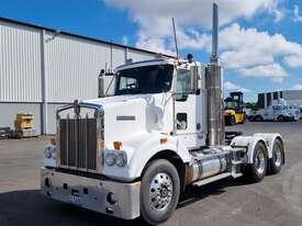 Kenworth T404SAR - picture1' - Click to enlarge