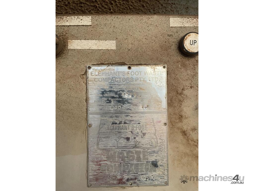 Used 2009 Elephants Foot 1 0 Cubic Meter Vertical Hydraulic Baling