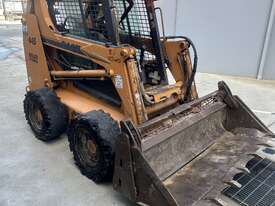 Case 445 Bobcat - picture0' - Click to enlarge