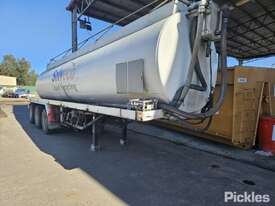 Unknown Tri Axle Tanker Trailer - picture0' - Click to enlarge