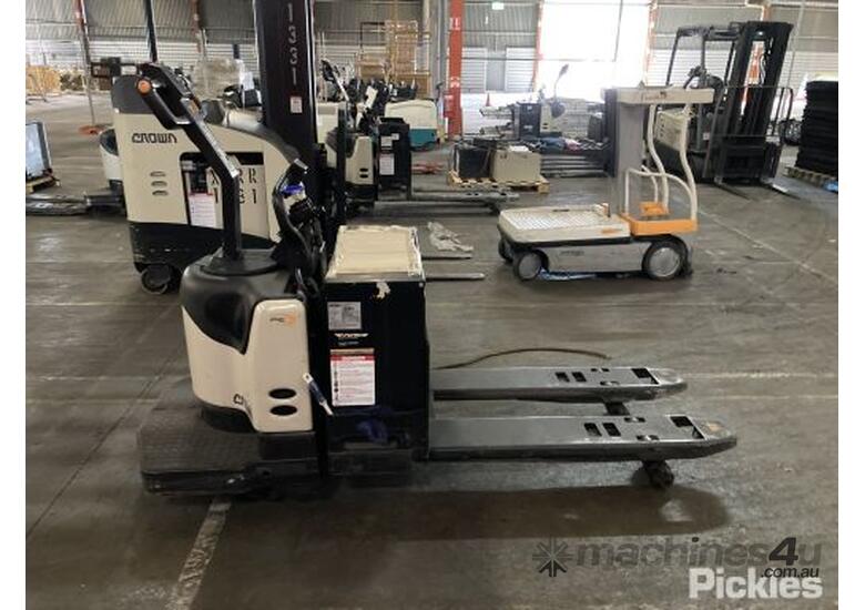 Used Crown Crown PE4500-60 Walk Behind Electric Pallet Jack Powered ...