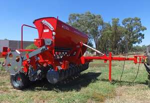 UNIA AMBER 900/3 DRIVE SINGLE DISC SEED DRILL (3.0M)