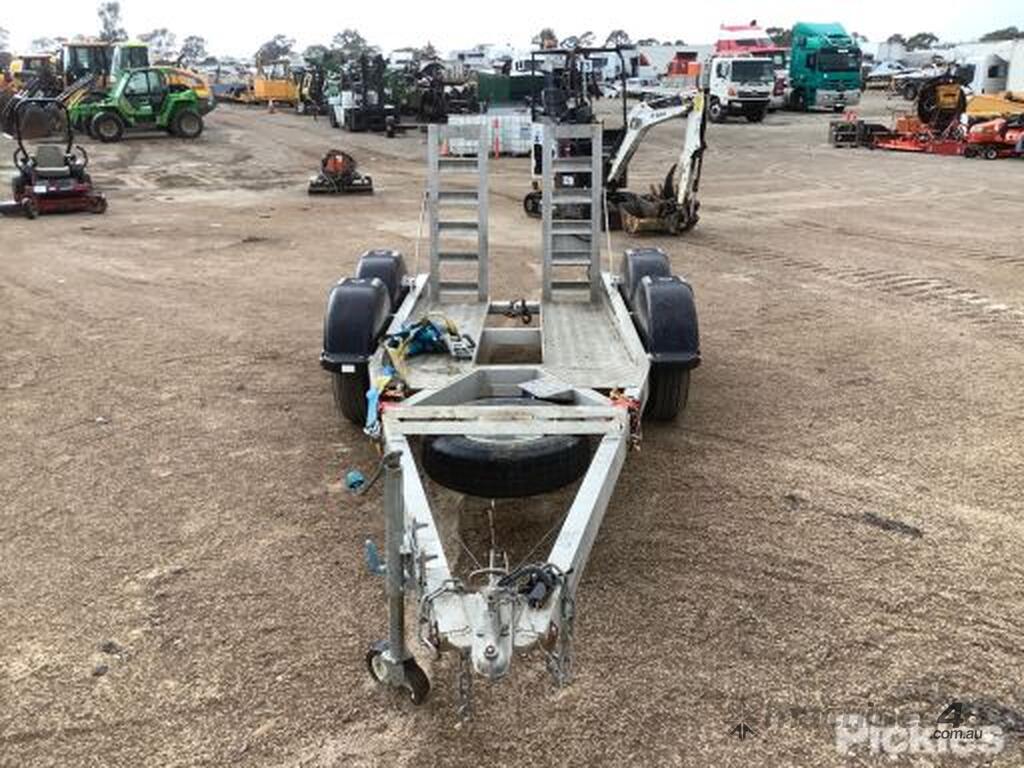Buy Used 2018 jimboomba trailers 2018 Jimboomba Trailers J1MB28T Dual