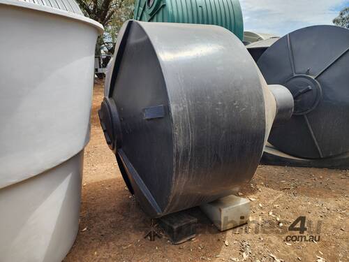 2700 Litre Silo. Black