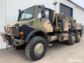 2000 Mercedes Benz Unimog U2450L Wrecker - picture1' - Click to enlarge