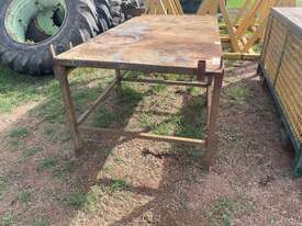 Steel Work Bench - picture0' - Click to enlarge