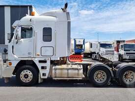 Freightliner FLH - picture2' - Click to enlarge