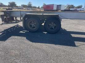 Trailer Skeletal Trailer Freighter Bogie 20 and 40ft Containers 1995 SN1568 1TJY710 - picture2' - Click to enlarge