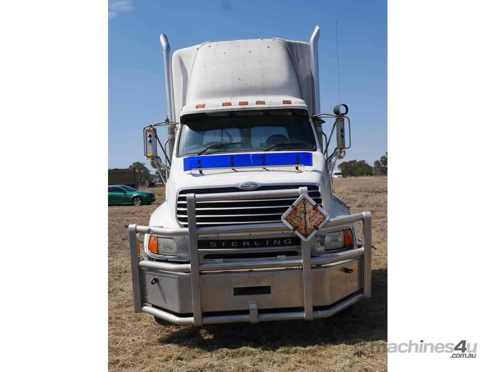 Buy Used 2006 sterling Ford Sterling Truck Service Trucks in ATHOL, QLD