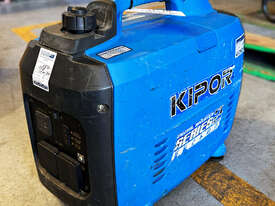 2.6kVA Used Kipor Digital Inverter Generator - picture0' - Click to enlarge