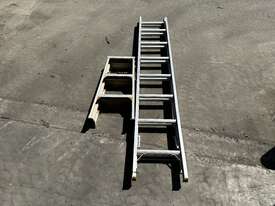 2 x Ladders - picture2' - Click to enlarge