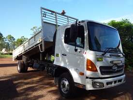 Hino Tipper Truck - picture2' - Click to enlarge