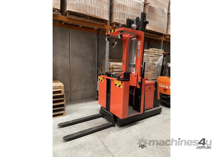 Used 2013 Toyota Material Handling Australia OME100M Order Picker Stock ...