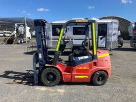2011 Heli Forklift - picture2' - Click to enlarge