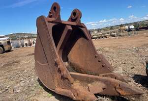 Ripper Bucket 1300mm 130mm pin