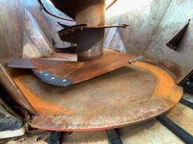 JAYLOR 5750 VERTICAL MIXER - picture2' - Click to enlarge