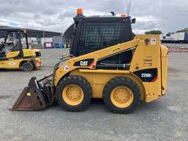 2013 Caterpillar 226B3 Skid Steer Loader - picture2' - Click to enlarge
